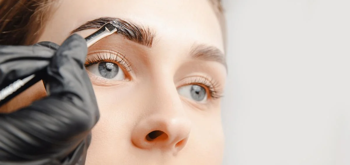 Henna Brows à Genève